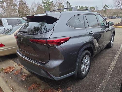 2021 Toyota Highlander LE