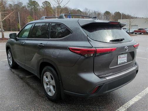 2021 Toyota Highlander LE