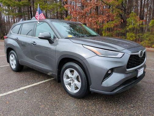 2021 Toyota Highlander LE