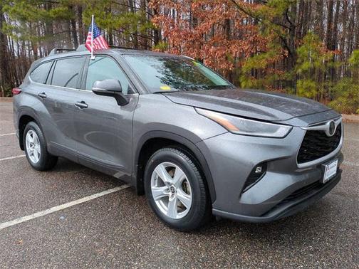 2021 Toyota Highlander LE