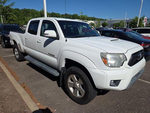 Super White 2013 Toyota Tacoma PreRunner