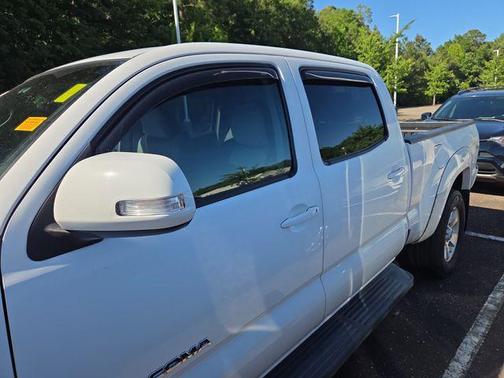 Super White 2013 Toyota Tacoma PreRunner