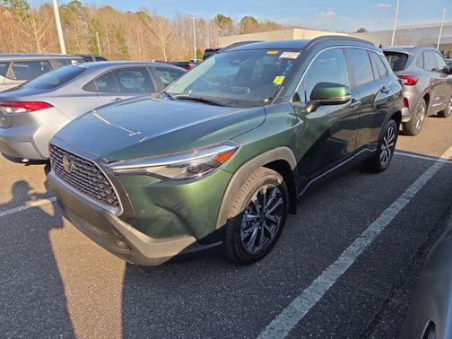 2023 Toyota Corolla Cross XLE