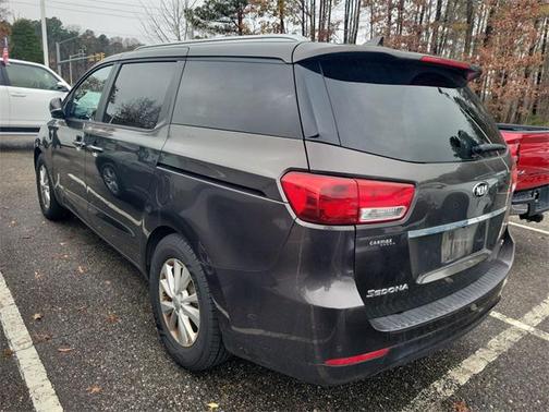 2016 Kia Sedona LX