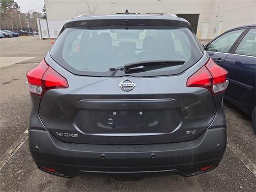 2020 Nissan Kicks SV