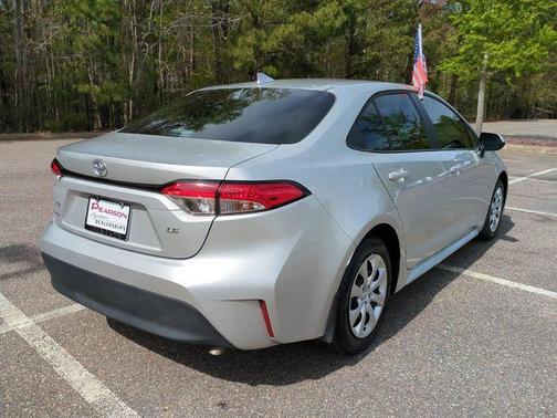Classic Silver Metallic 2026 Toyota Corolla LE