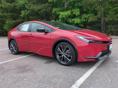 2025 Toyota Prius XLE