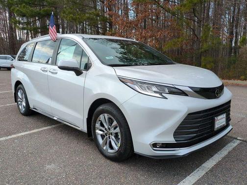 2026 Toyota Sienna Limited