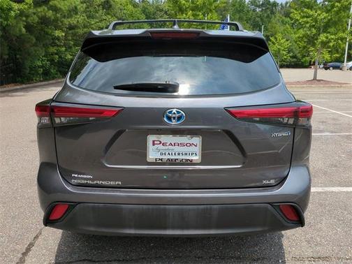 2021 Toyota Highlander Hybrid XLE