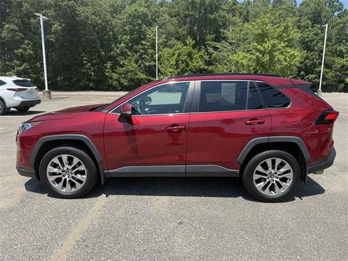 2020 Toyota RAV4 XLE Premium