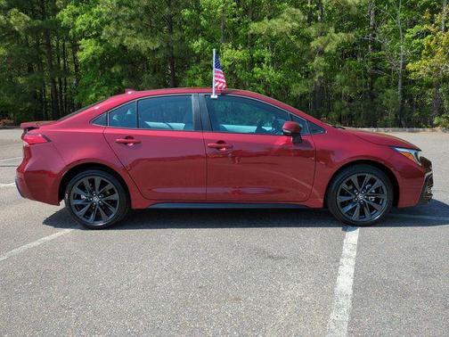Pearl 2026 Toyota Corolla SE