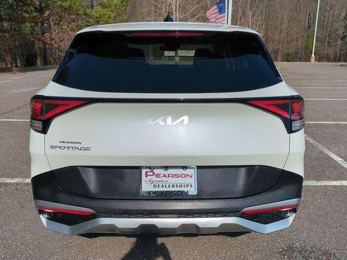 2024 Kia Sportage LX