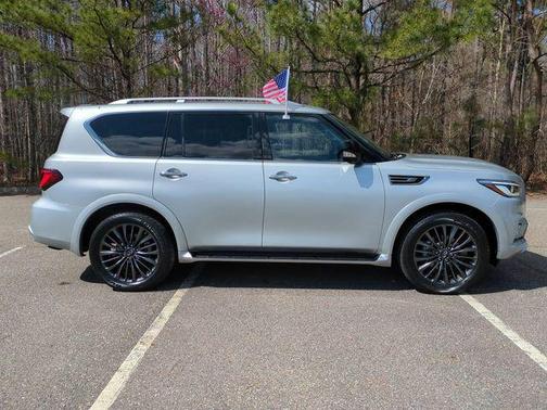 2022 INFINITI QX80 PREMIUM SELECT AWD