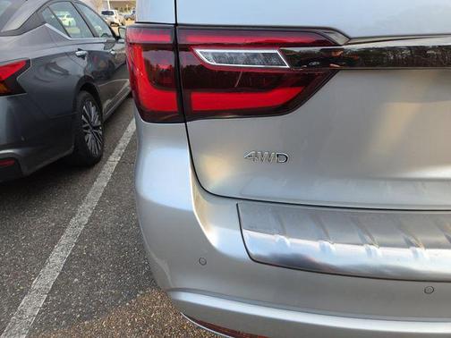 2022 INFINITI QX80 PREMIUM SELECT AWD