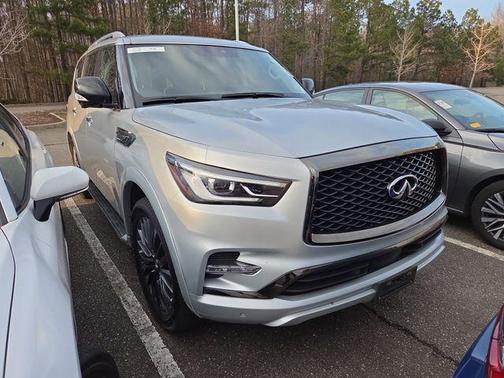 2022 INFINITI QX80 PREMIUM SELECT AWD
