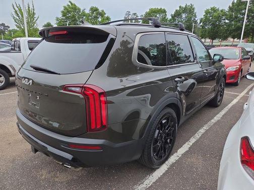 Dark Moss 2022 Kia Telluride EX