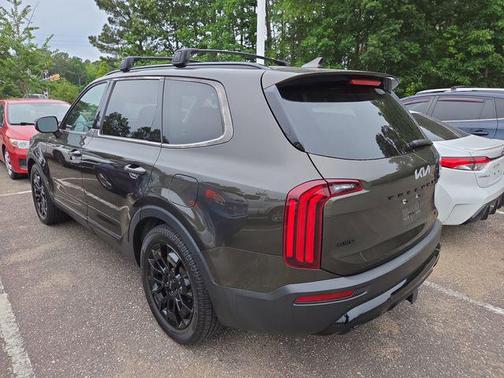 Dark Moss 2022 Kia Telluride EX