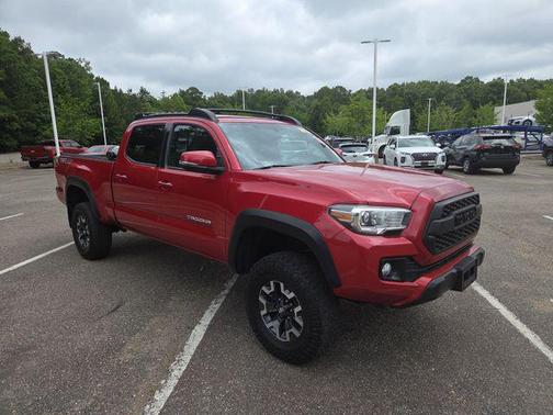 Barcelona Red Metallic 2017 Toyota Tacoma TRD Off Road