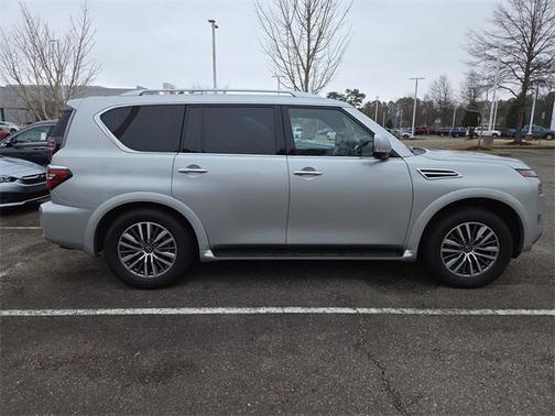 2024 Nissan Armada SL 4WD