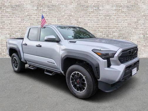 2026 Toyota Tacoma Hybrid TRD Off Road