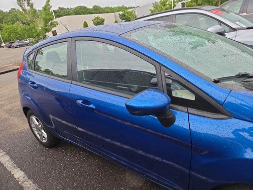Lightning Blue Metallic 2018 Ford Fiesta SE