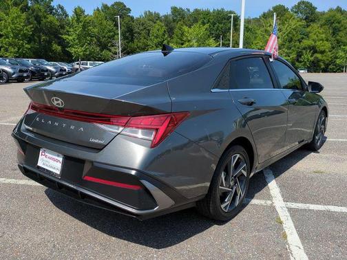 Amazon Gray 2025 Hyundai ELANTRA Limited