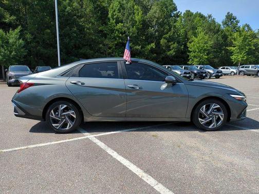 Amazon Gray 2025 Hyundai ELANTRA Limited