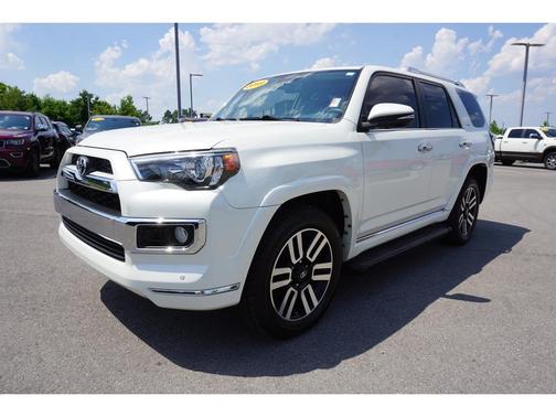 Photo 5 of 22 of 2019 Toyota 4Runner Limited 4WD