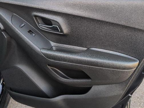 2021 Chevrolet Trax LS