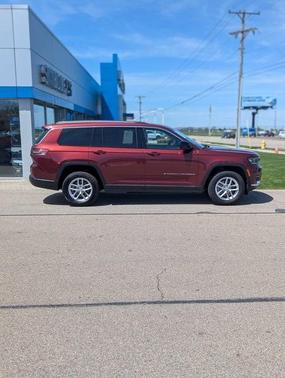 2023 Jeep Grand Cherokee L Laredo