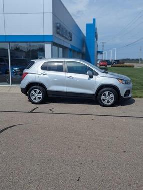 2022 Chevrolet Trax LS
