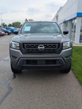 2022 Nissan Frontier S
