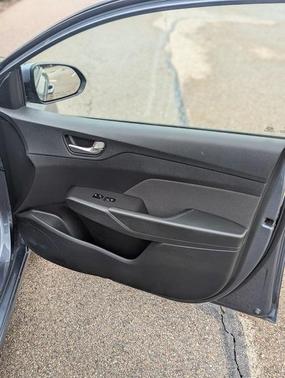 2020 Hyundai Accent SE