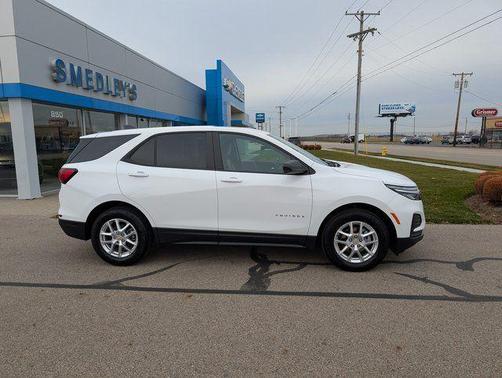 2023 Chevrolet Equinox LS