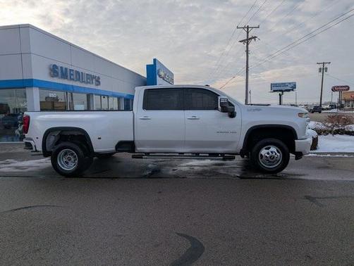 2022 Chevrolet Silverado 3500 High Country