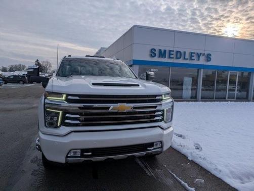 2022 Chevrolet Silverado 3500 High Country