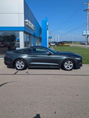 2015 Ford Mustang V6