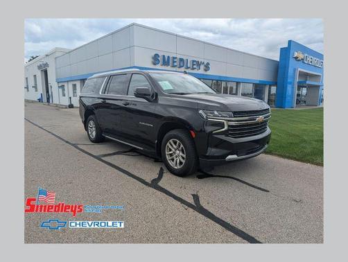 Black 2022 Chevrolet Suburban LT