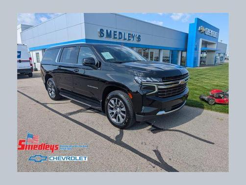 Black 2022 Chevrolet Suburban LT