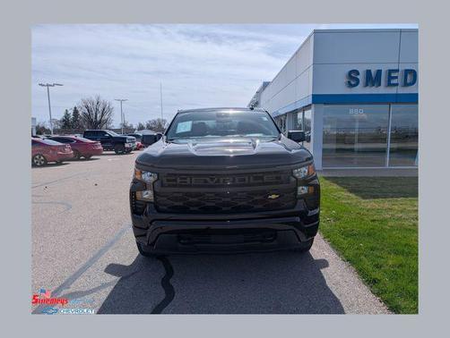 2023 Chevrolet Silverado 1500 Custom