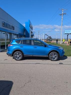 2016 Toyota RAV4 Hybrid XLE