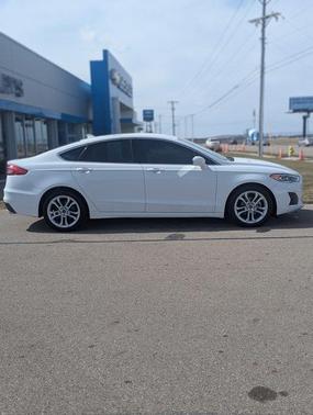 2019 Ford Fusion SEL