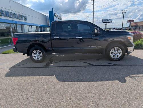 Magnetic Black 2019 Nissan Titan SV