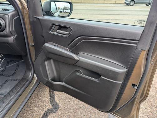 2023 Chevrolet Colorado WT