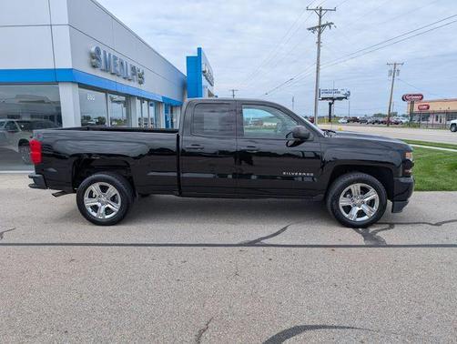 Black 2017 Chevrolet Silverado 1500 Custom