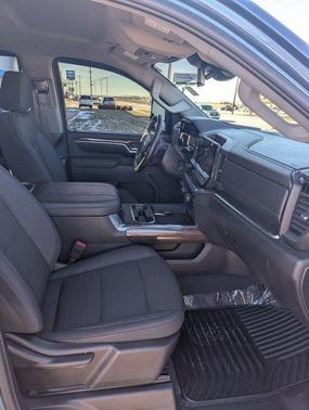 2025 Chevrolet Silverado 3500 LT