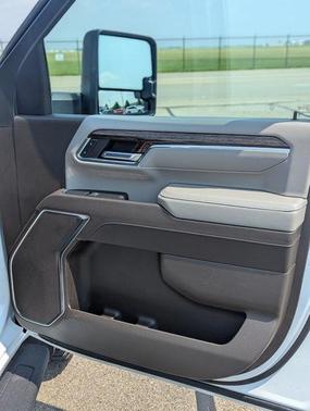 2024 GMC Sierra 3500 SLE
