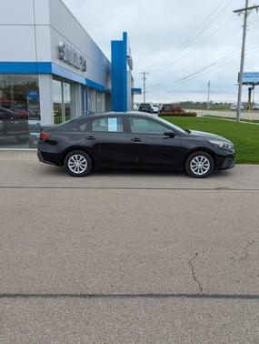 2023 Kia Forte LX