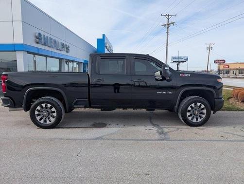 2024 Chevrolet Silverado 2500 Custom