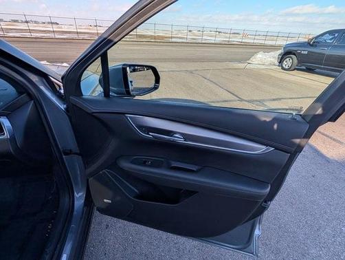 2021 Cadillac XT6 Luxury FWD